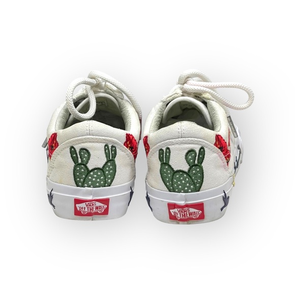 Vans® ✌︎  Old Skool Limited Edition Desert Embellished Sneaker ✌︎︎ White ✌︎︎ 7M - Picture 4 of 16